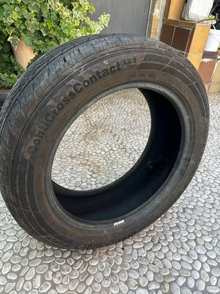 Neumático Continental 225/55 R18