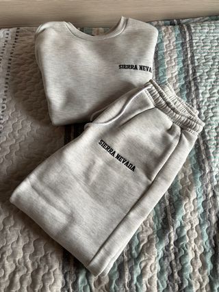 Conjunto mujer gris Sierra Nevada S