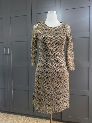 Vestido de fiesta dorado y negro