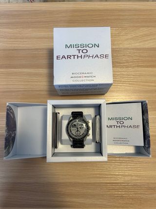 Omega Swatch MoonSwatch Mission to the Earthphase