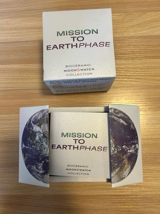 Omega Swatch MoonSwatch Mission to the Earthphase