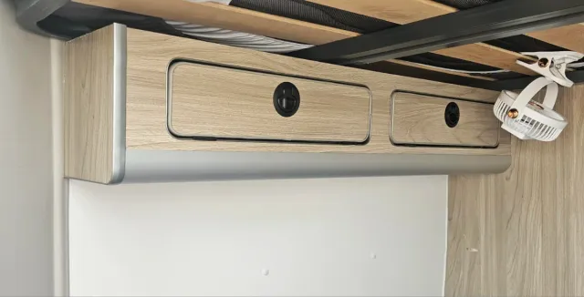 Armario altillo camper madera