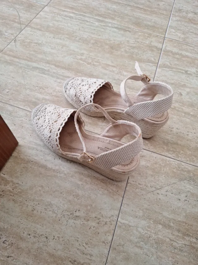 Esparteras beige de mujer