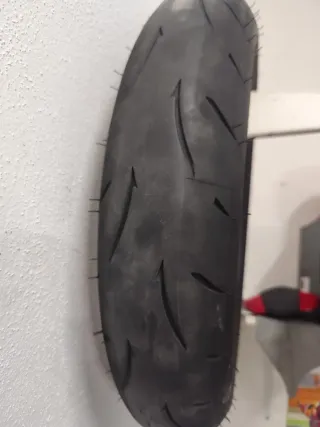 Neumático Dunlop D212 Compuesto Medio