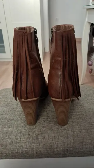 Botines marrones tacon