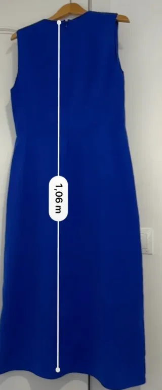 Vestido azul formal básico y elegante
