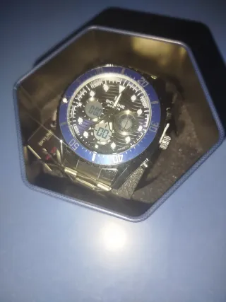 Reloj Skyline Negro y Azul