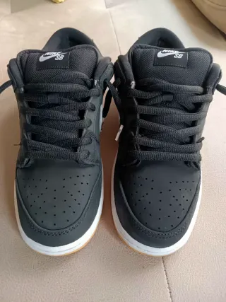 44,5 EU Nike SB Dunk Low Pro.