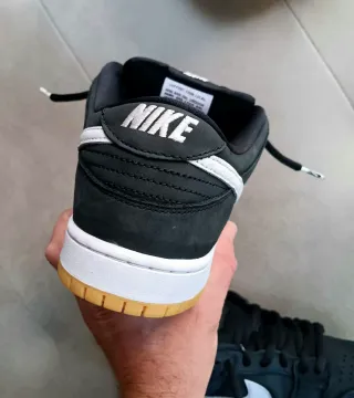 44,5 EU Nike SB Dunk Low Pro.