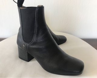 Stivaletti bassi vera pelle NR.36 Cesare Paciotti 