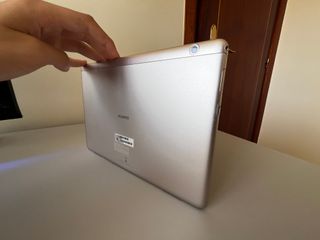 Huawei MediaPad T5 + Teclado Bluetooth + Funda