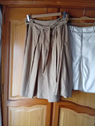 Lote de 4 faldas Pedro del Hierro y Zara 