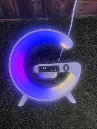 Reloj Despertador con Música y Luces