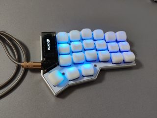 Teclado mecánico Corne Sofle (keycaps)