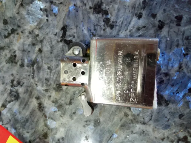 Encendedor gasolina Zippo Bandera España