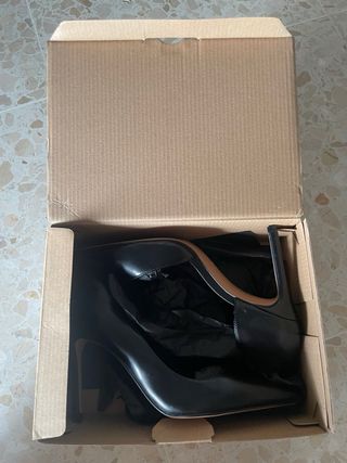 Zapatos de tacón negros 