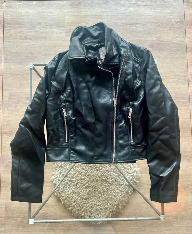 Campera cuero sintético Primark Mujer Talla 40 