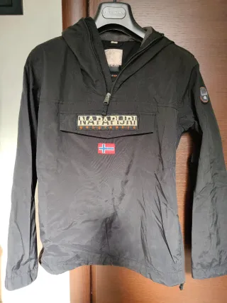 Giacca Napapijri ragazzo/a veste bene anche xs