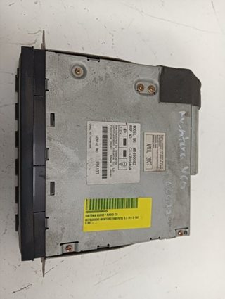 SISTEMA AUDIO / RADIO CD MITSUBISHI MONTERO (V60/
