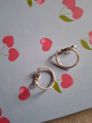 Orecchini cerchio con brillantini