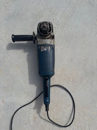 Radial Bosch GWS 18-180 1800W