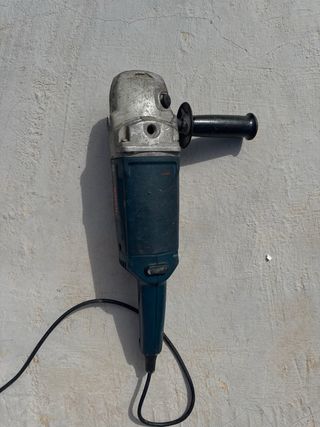 Radial Bosch GWS 18-180 1800W