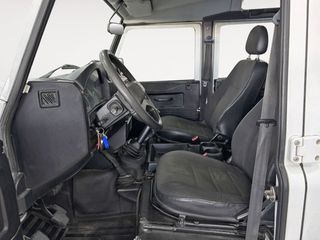 Land-Rover Defender 110 TD4 E