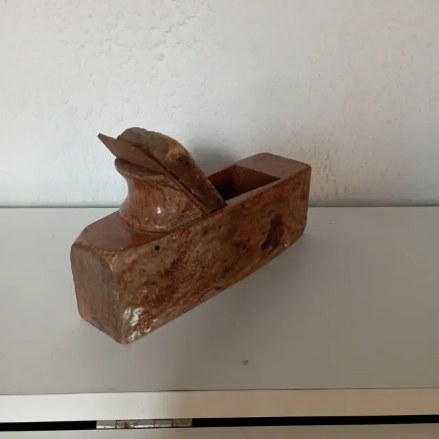 Cepillo de carpintero de madera