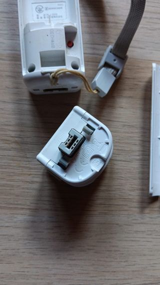 Controller WiiMote MotionPlus Bianco + Cover