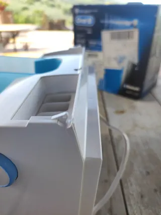 Idropulsore Oral-B Oxyjet e base spazzolino