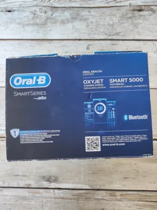 Idropulsore Oral-B Oxyjet e base spazzolino