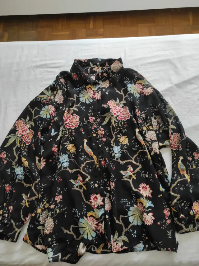 Camisa estampada mujer super bonita y muy cómoda 