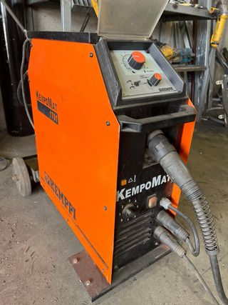 Soldadora Kemppi Kempomat 1701