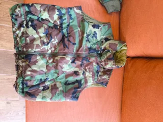 Chaleco militar camuflaje