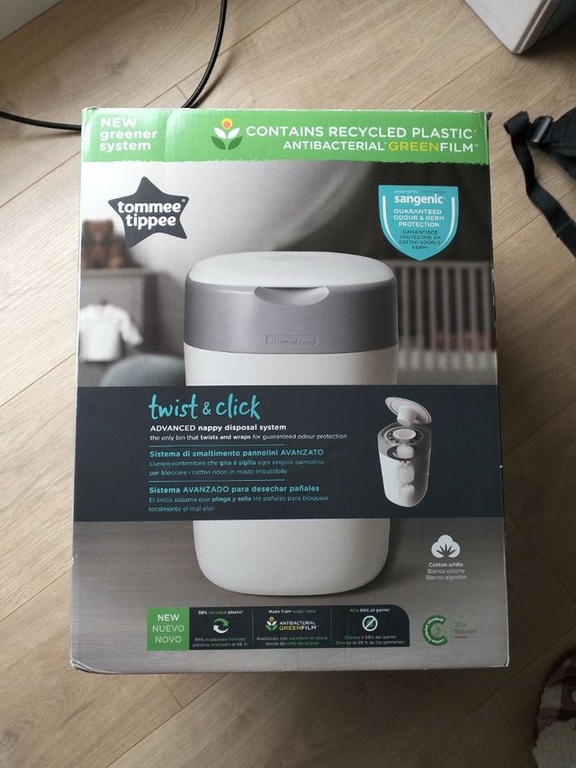 NUEVA Papelera Tommee Tippee Twist & Click