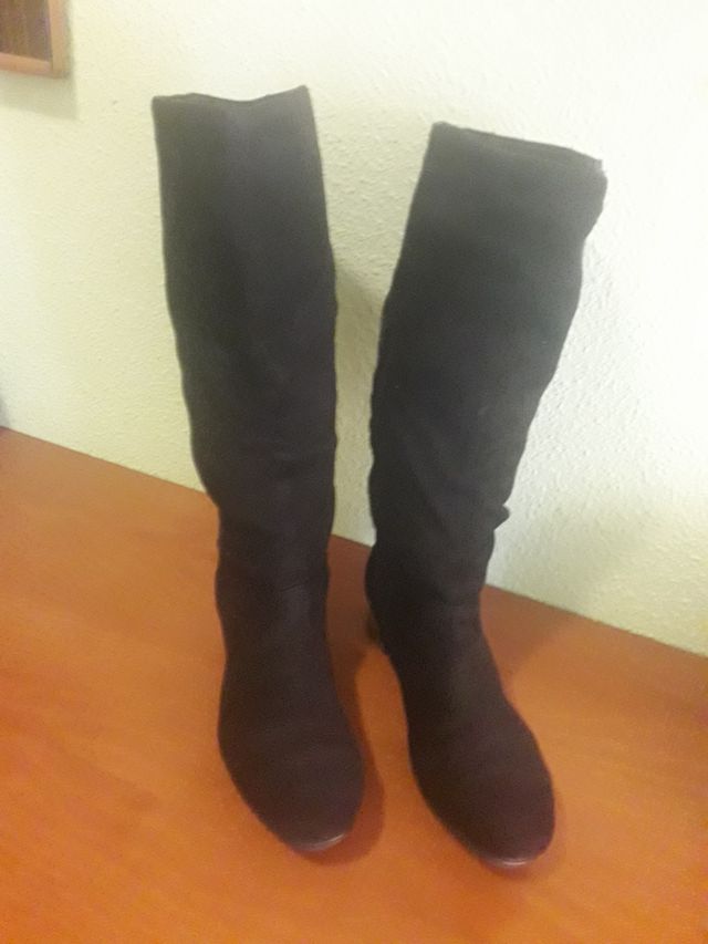 Botas altas negras