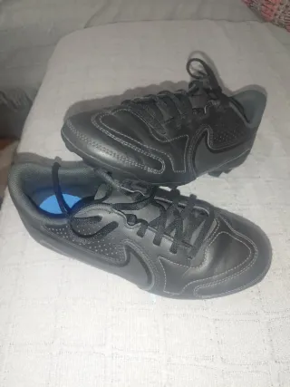 Botas de fútbol Nike negras n 38/5