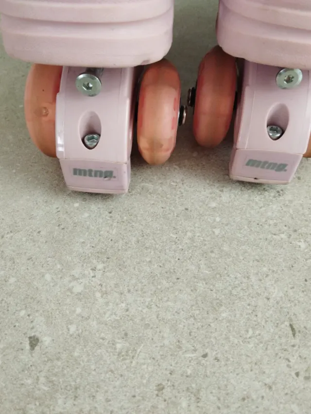 Patines rosas desmontables T38 con luz