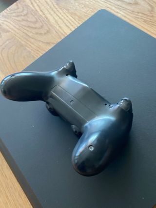 PS4 Slim 1TB + 3 Mandos + Juegos