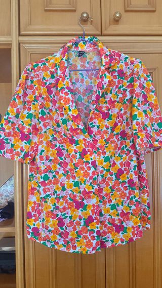 Camisa floral manga corta