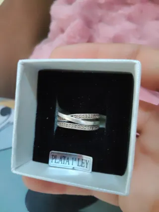Anillo de Plata con Zafiros Cuadrados y más 