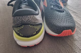 scarpe Brooks Ghost 16 tg. 44,5 col. nere *NEW