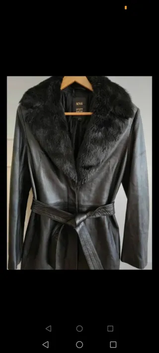 Chaquetón Piel Mango Negro con Cuello de pelo