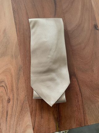 Corbata Loewe de Seda Dorada