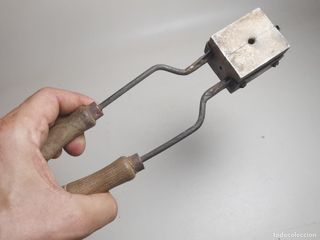Stampo per esche da pesca