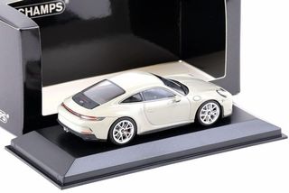 Minichamps Porsche 911 (992) GT3 Touring grigio 2021