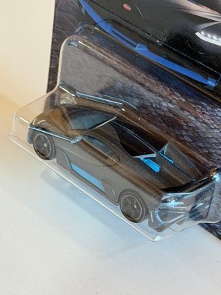 Bugati Divo 23/24 Matchbox European Streets 2018