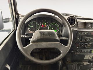 Land-Rover Defender 110 TD4 E