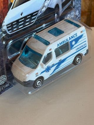 Ambulanza Renault Master 19/24 Matchbox Europea S