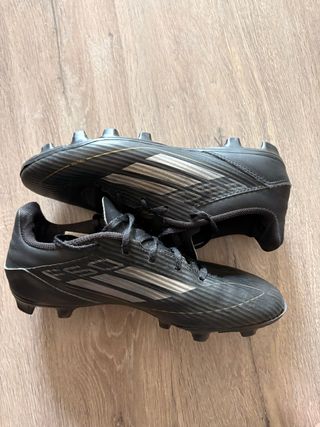 Botas de fútbol Adidas F50 talla 41